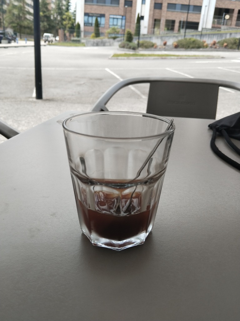Carta de Restaurantes en Oviedo, Restaurante Pampatar Bowl, Café solo con hielo