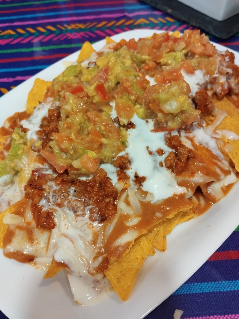 Menu of Restaurants in Pamplona, Antojitos el grillo, Nachos especiales