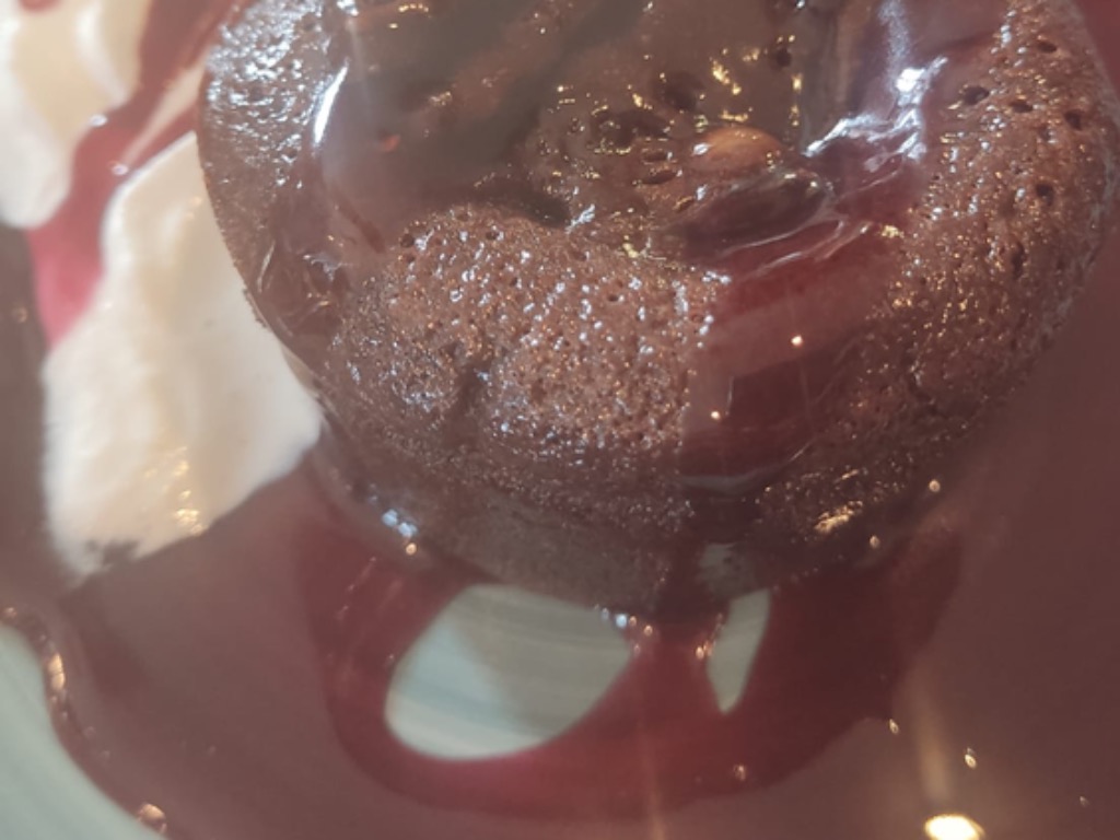Valoración y opiniones de comida y bebida en Pamplona, Asador Armendi, Coulant de chocolate