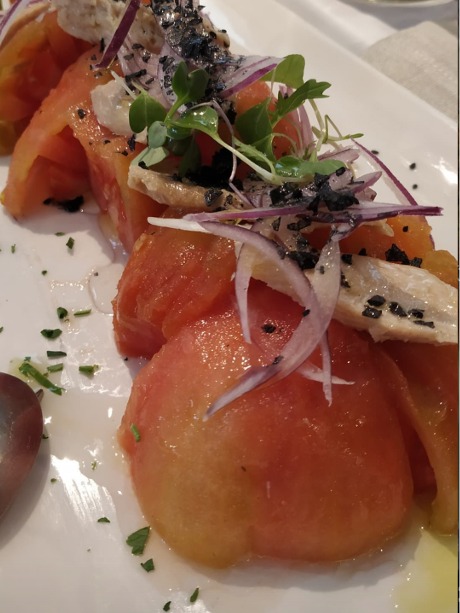 Carta de Restaurantes en Pamplona, Asador Ezcabarte | Centro, Ensalada de tomate con ventresca