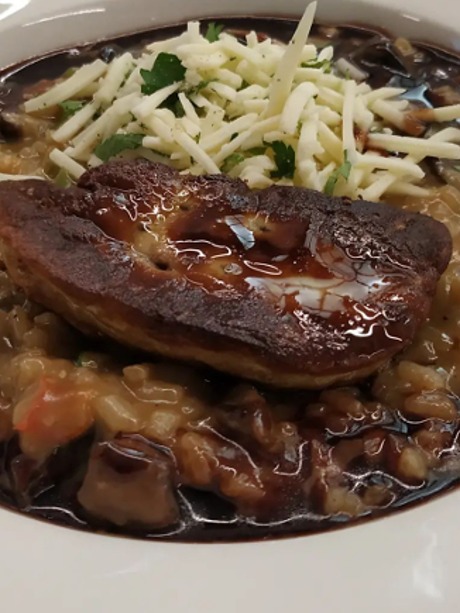 Menu of Restaurants in Pamplona, Asador Irache, Risotto de hongos y foie al aroma de Idiazábal
