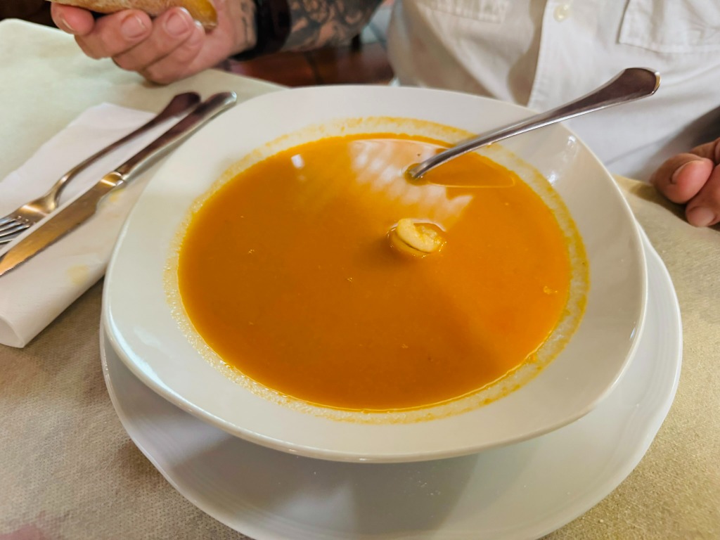 Gastronomy recommendation in Pamplona: Sopa de pescado