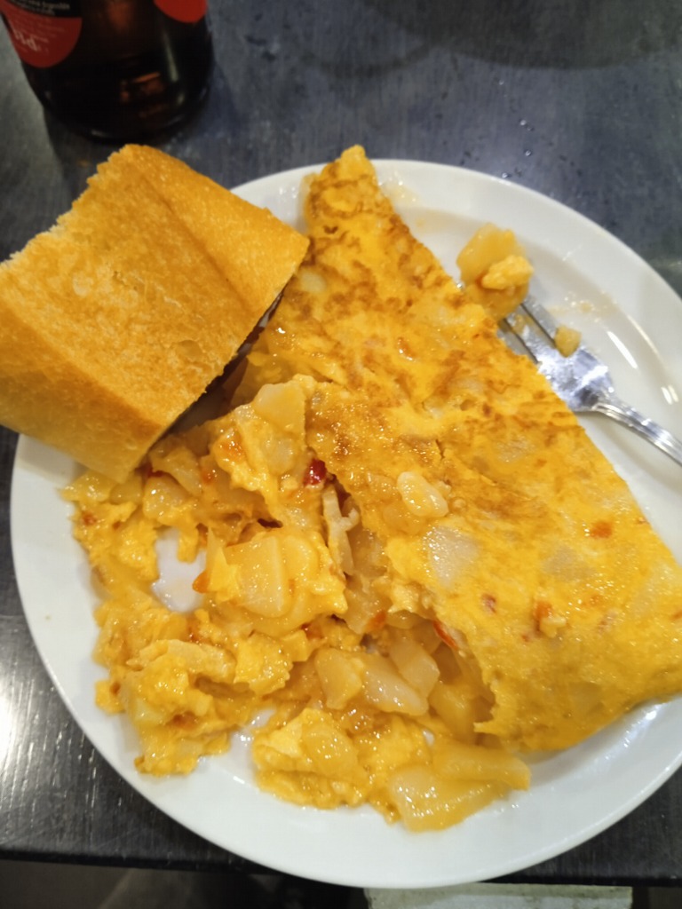 Carta de Restaurantes en Pamplona, BAR EL MOL, Tortilla de patata con guindilla