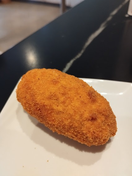 Carta de Restaurantes en Pamplona, Bar La Comedia, Croqueta de bacon y gambas