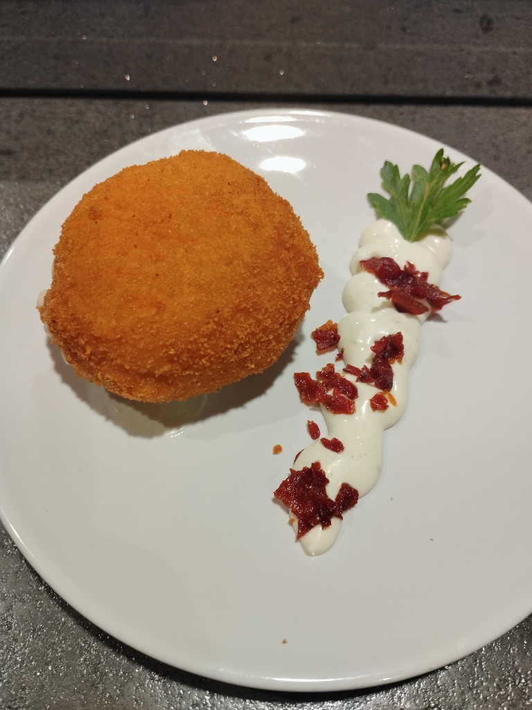 Carta de Restaurantes en Pamplona, Bar La Comedia, El de mayo para el amo