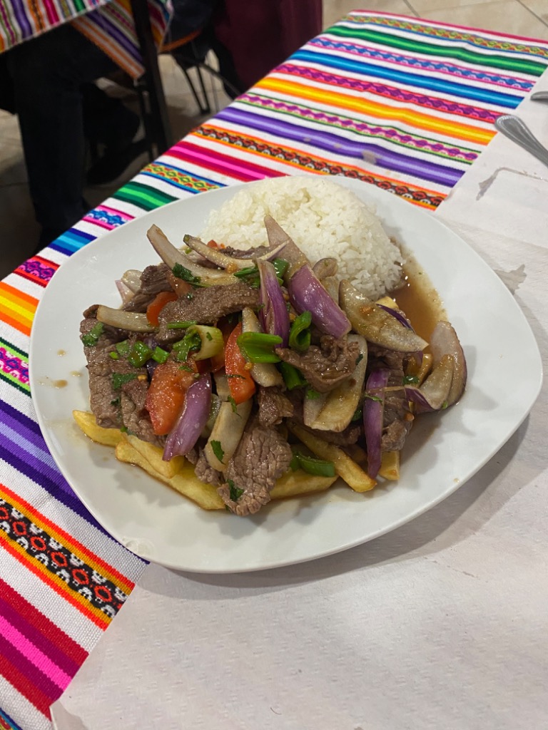 Carta de Restaurantes en Pamplona, Bar Restaurante Tia Julia, Lomo saltado