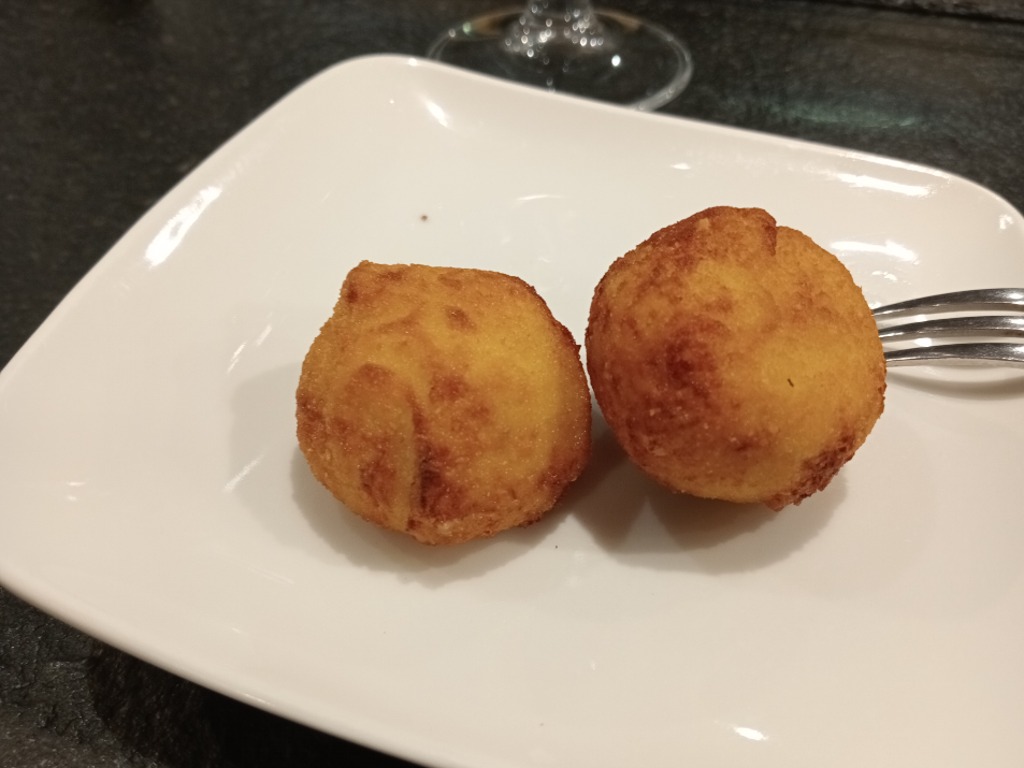 Carta de Restaurantes en Pamplona, Bar San Gregorio, Croqueta de roquefort