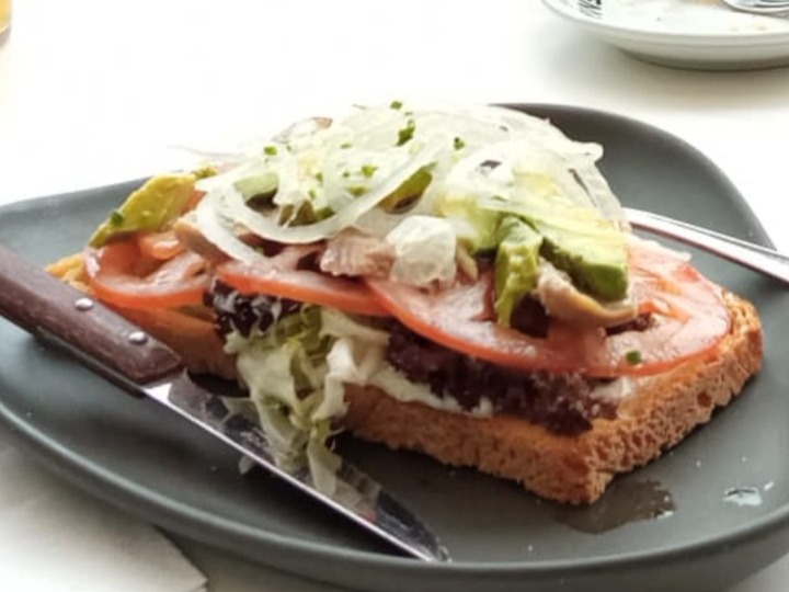 Menu of Restaurants in Pamplona, Café Iruña, Tostada de ventresca