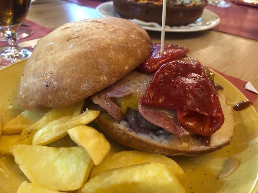 Carta de Restaurantes en Pamplona, Cervecería Louisiana, Hamburguesa barbacoa