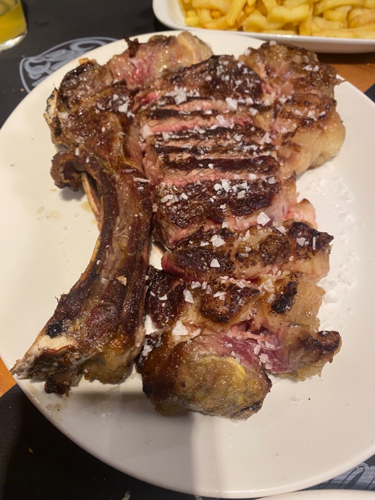 Carta de Restaurantes en Pamplona, Chez Belagua, Chuletón de vaca a la brasa