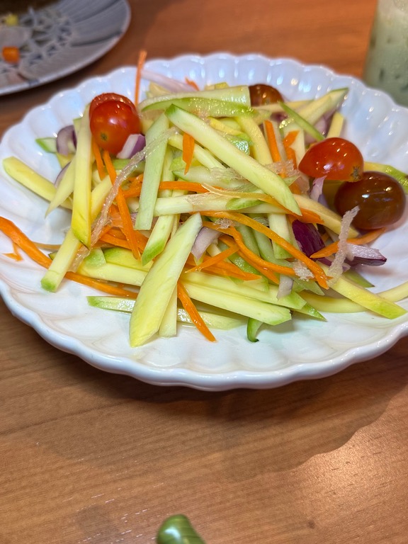 Carta de Restaurantes en Pamplona, Chonburi Restaurant (Thai Food), Ensalada de mango