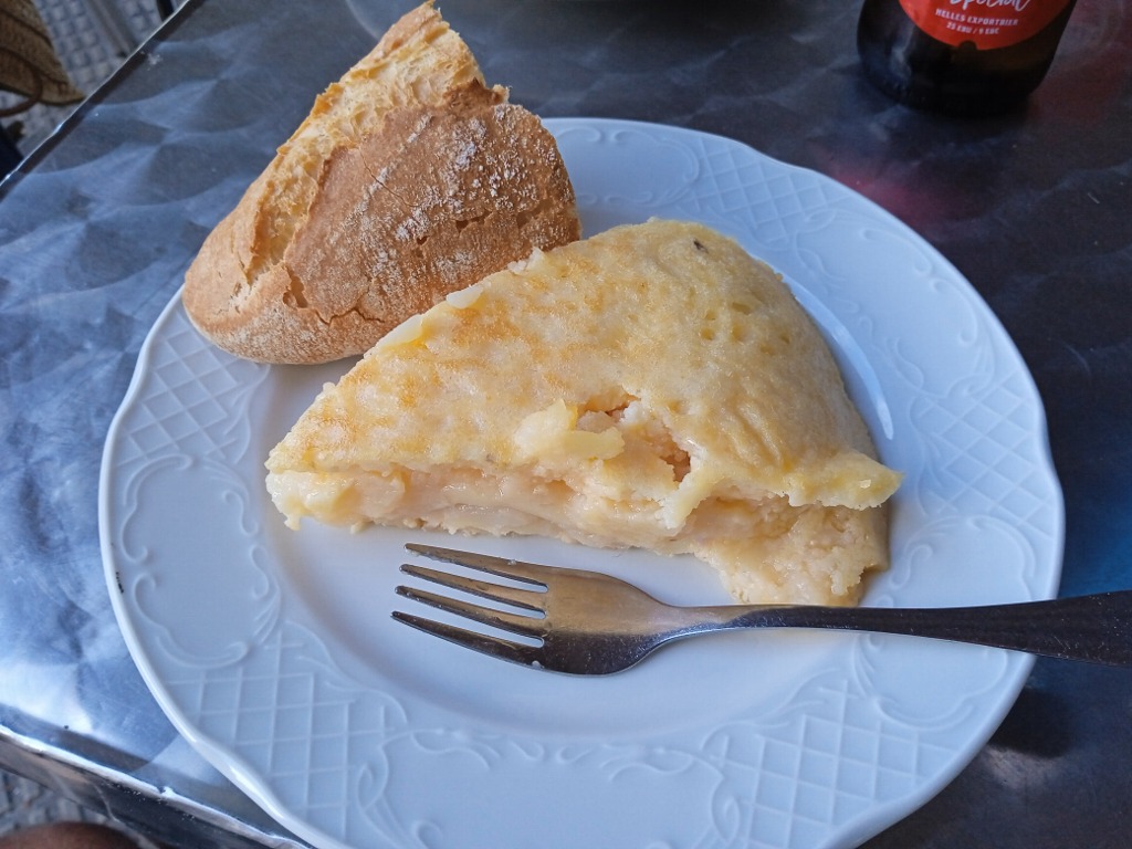 Carta de Bares en Pamplona, El Bar de Manu, Pincho de tortilla de patatas con jamón y queso