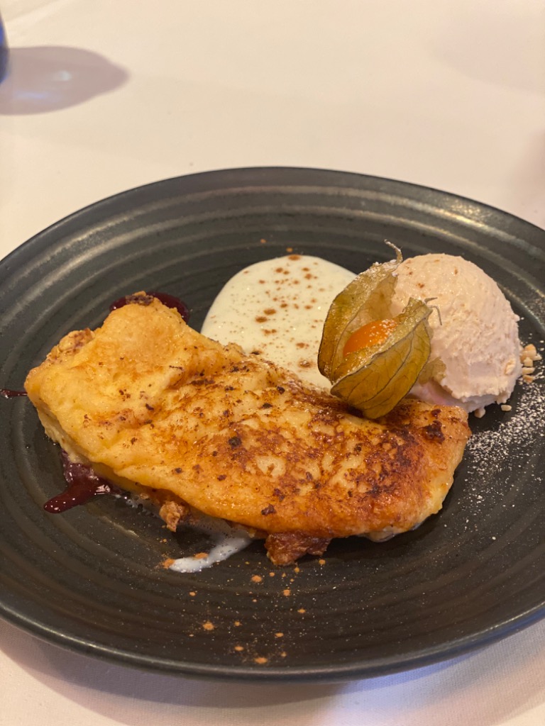 Carta de Restaurantes en Pamplona, El Burladero, Torrija caramelizada con crema de arroz con leche