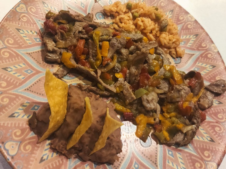 Menu of Restaurants in Pamplona, El Mexicano Pamplona, Fajitas de ternera