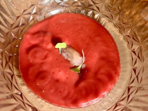 Menu of Restaurants in Pamplona, El molino de Urdániz, Salmorejo y tartar de gambeta