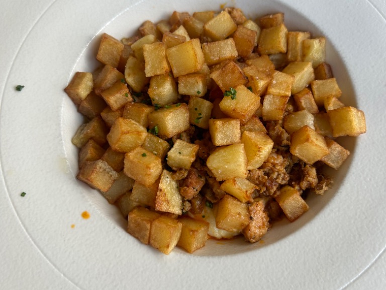 Carta de Restaurantes en Pamplona, El Ochenta - Bar Restaurante, Huevos con secreto ibérico