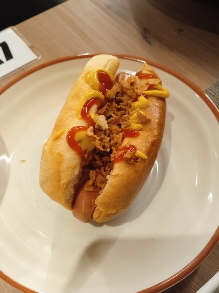 Carta de Restaurantes en Pamplona, Hanami Pamplona, Hot dog