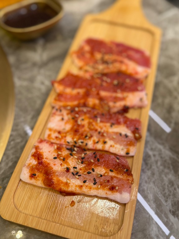 Carta de Restaurantes en Pamplona, Hansik, Panceta Angus Con Salsa Hsk Picante
