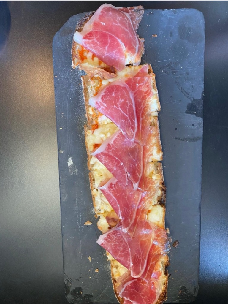 Menu of Restaurants in Pamplona, La barra del goloso, Coca ibérica