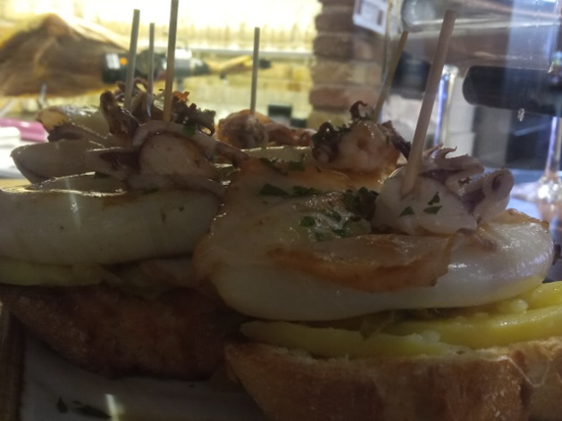 Carta de Restaurantes en Pamplona, La Olla, Pintxo txipirón