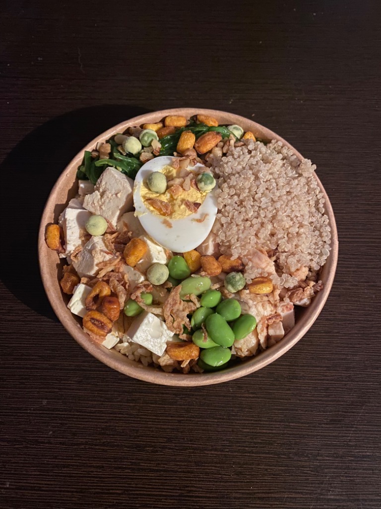 Carta de Restaurantes en Pamplona, LILO POKE PAMPLONA, Poké de pollo y tofu