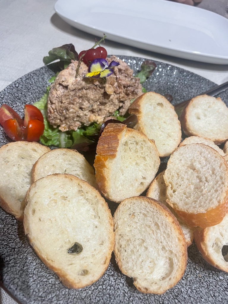 Carta de Restaurantes en Pamplona, Restaurante Arostegui, Paté de campaña hecho por nosotros