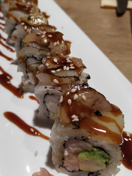 Carta de Restaurantes en Pamplona, Restaurante Pattaya, Uramaki de pez mantequilla tostado