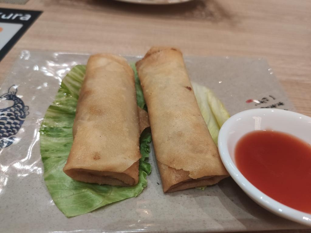 Carta de Restaurantes en Pamplona, Sakura, Rollito Vietnam