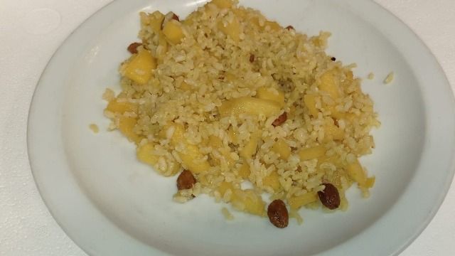 Carta de Restaurantes en Pamplona, Vegetariano Sarasate, Arroz integral salteado con manzana y pasas al curry
