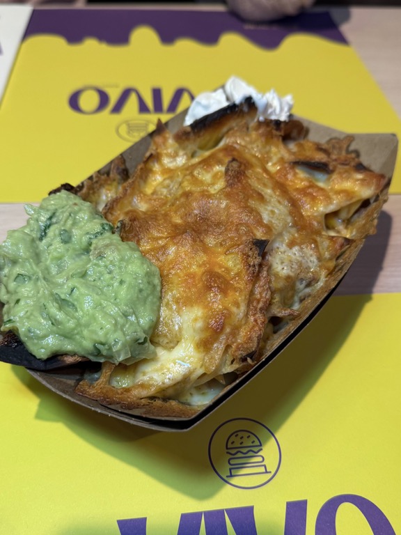 Carta de Restaurantes en Pamplona, VIVO burger, Nachos super bowl