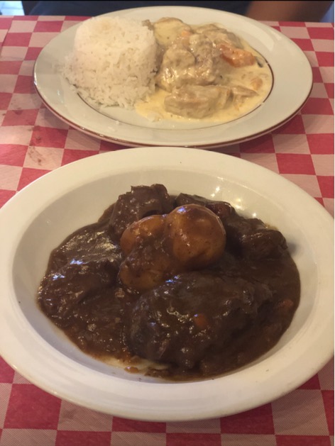 Menu of Restaurants in Paris, le petite hostellerie, Boeuf bourguignon a l’ancianne