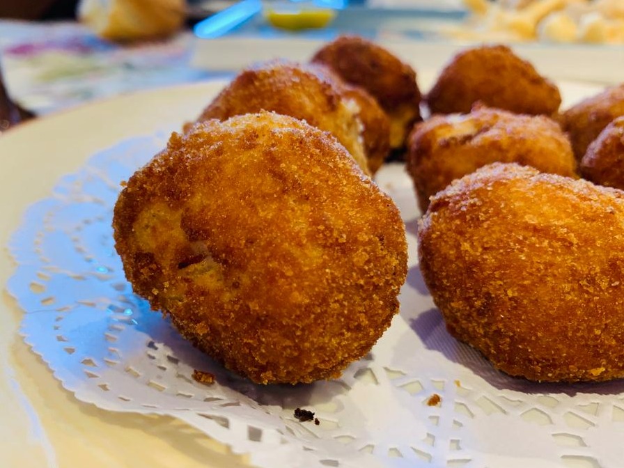 Menu of Restaurants in Pola de Siero, El Llagar de Quelo, Croquetas Caseras de Jamón Ibérico