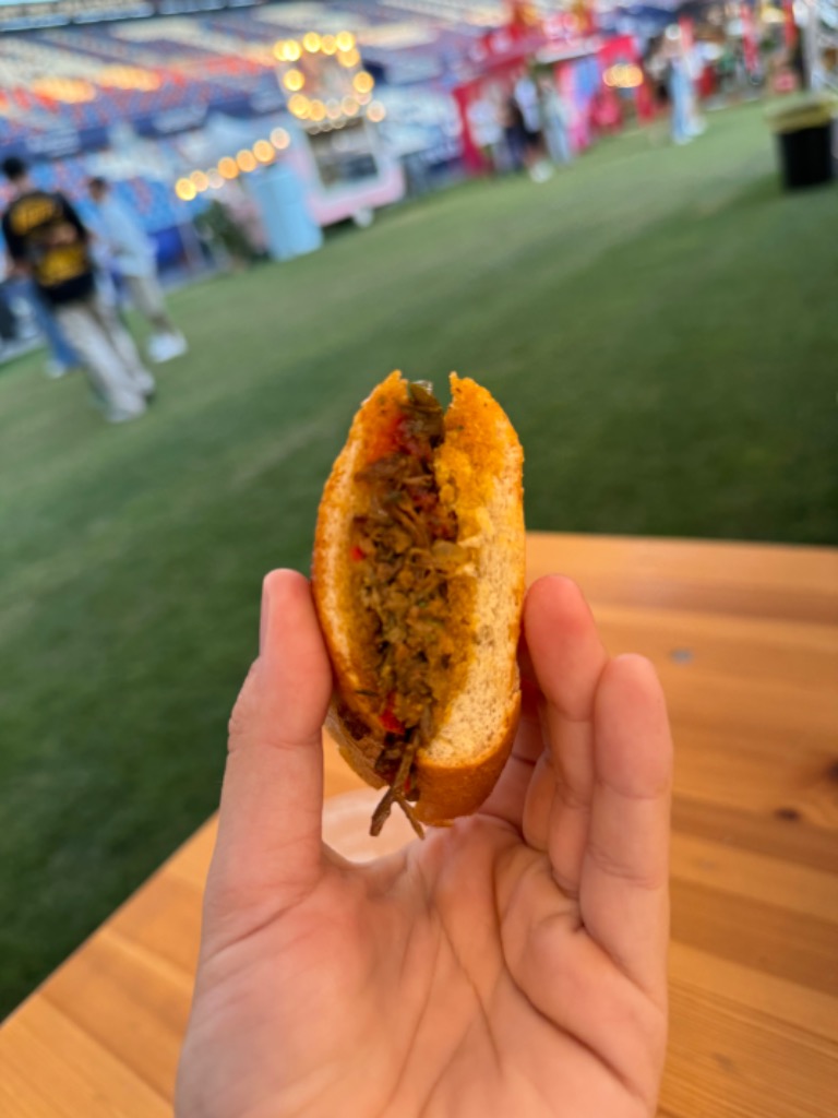 Carta de Restaurantes en Ponferrada, JALEO Burger & Tapeo, Bocadillo de asado argentino