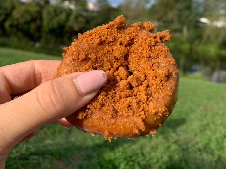 Carta de Bares en Pontecesures, Cafetería A Palmeira, Mini donut de lotus