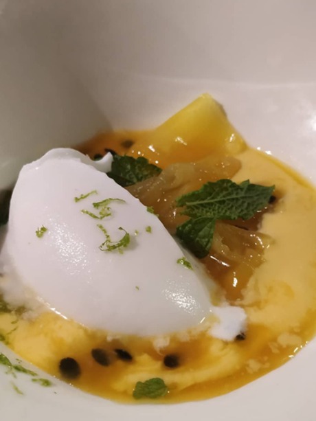 Menu of Restaurants in Pontevedra, O Souto Bar Restaurante, Sorbete de coco, crema de maracuyá y piña