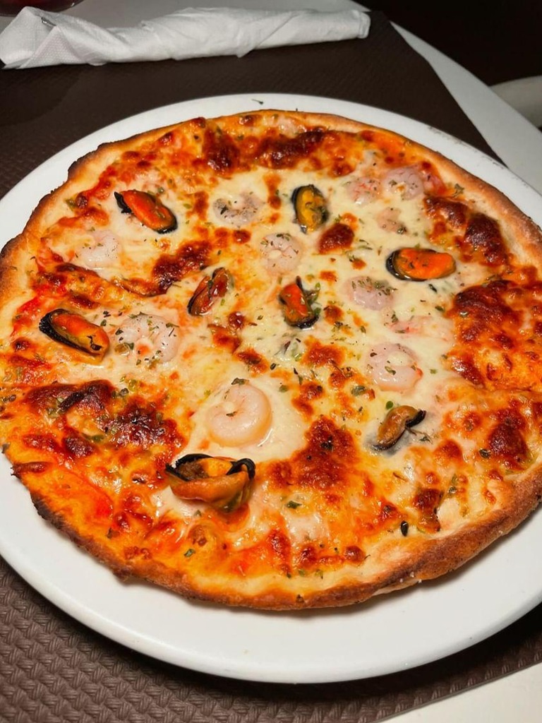 Carta de Restaurantes en Puerto de Mazarron, Pizzarrón, 𝐀𝐭𝐥á𝐧𝐭𝐢𝐜𝐚 🐟