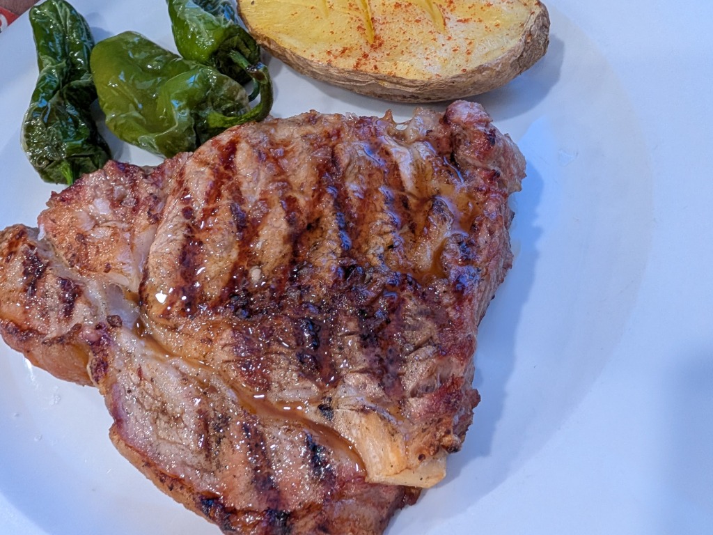 Valoración y opiniones de comida y bebida en Cuart de Poblet, Mesón San Juan, Entrecot