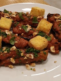Carta de Restaurantes en San Sebastián, orburu, Berenjena guisada con tomate, polenta de queso de cabra y avellanas