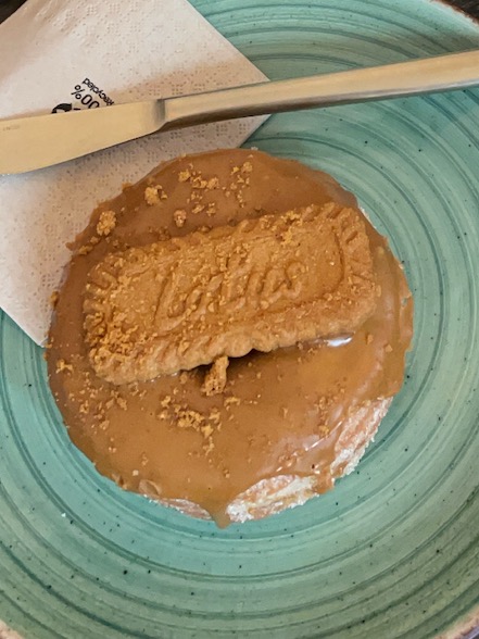 Carta de Cafeterías en San Vicente del Raspeig, La Urbana Café, Donut de lotus