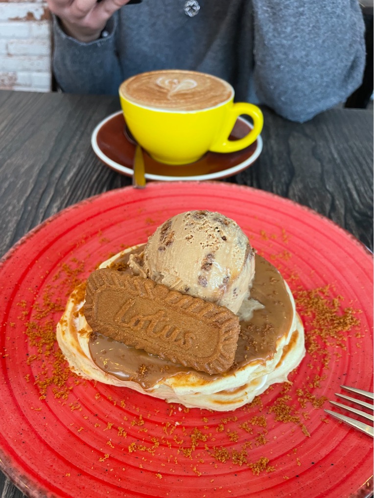 Carta de Cafeterías en San Vicente del Raspeig, La Urbana Café, Pancakes de lotus