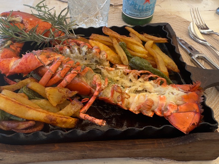 Recomendación gastronómica de Sant Salvador: Bogavante con patatas