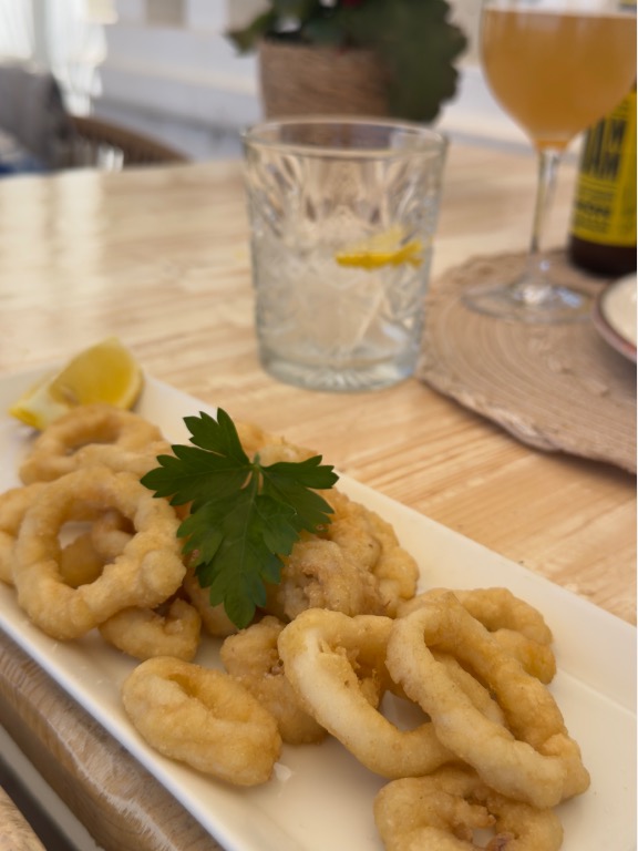 Carta de Restaurantes en Sant Salvador, La Cuina de la Marga, Calamar Romana