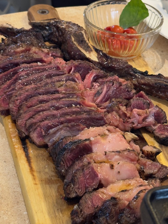 Recomendación gastronómica de Sant Salvador: •chuleton rubia gallega