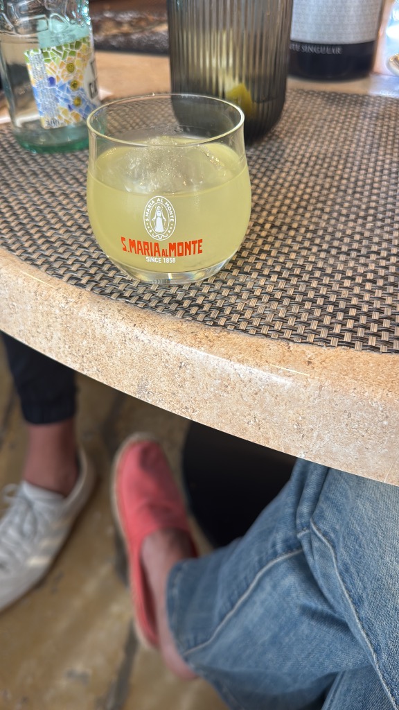 Valoración y opiniones de comida y bebida en Sant Salvador, La Trattoria di davide, Limoncello