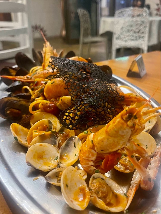 Carta de Restaurantes en Sant Salvador, La Trattoria di davide, Linguine al Frutti di Mare