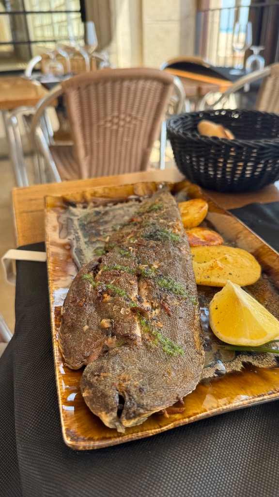 Valoración y opiniones de comida y bebida en Sant Salvador, Restaurant Vil·la Casals, Lenguado à la plancha