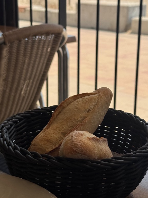 Valoración y opiniones de comida y bebida en Sant Salvador, Restaurant Vil·la Casals, Panecillo