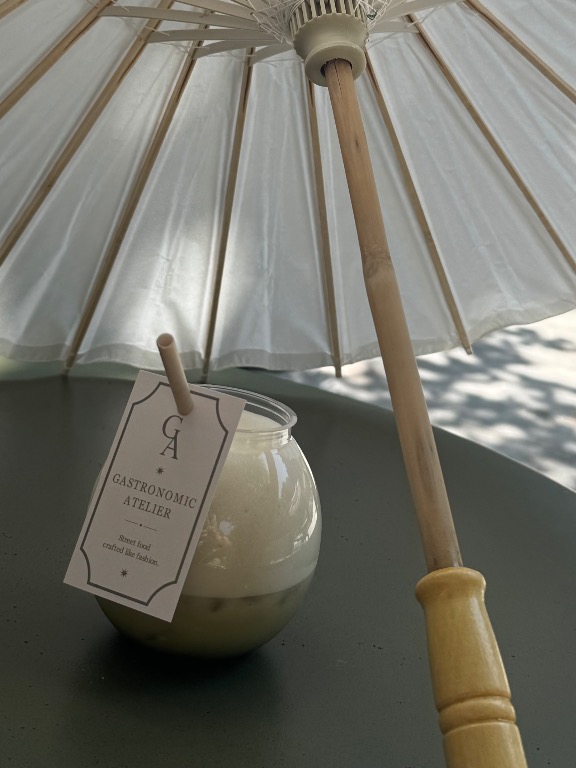 Valoración y opiniones de comida y bebida en Santa Agnès de Malanyanes, Gastronomic atelier, Matcha latte