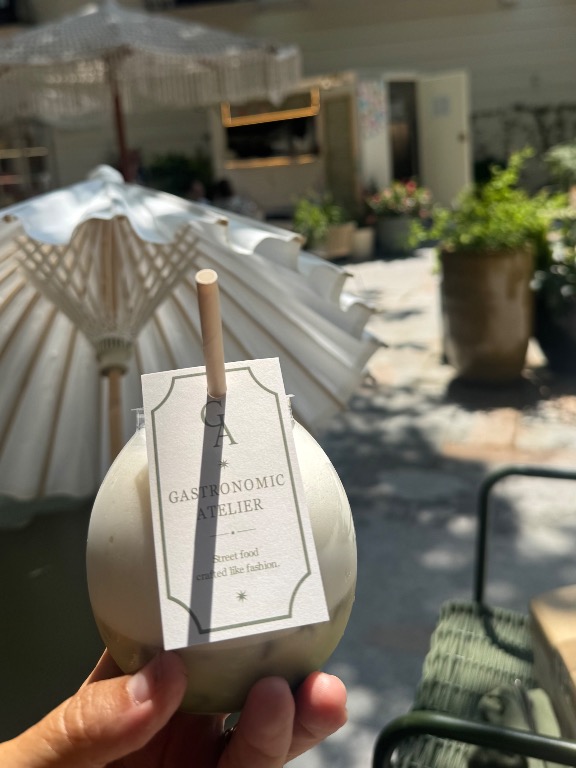 Valoración y opiniones de comida y bebida en Santa Agnès de Malanyanes, Gastronomic atelier, Matcha latte