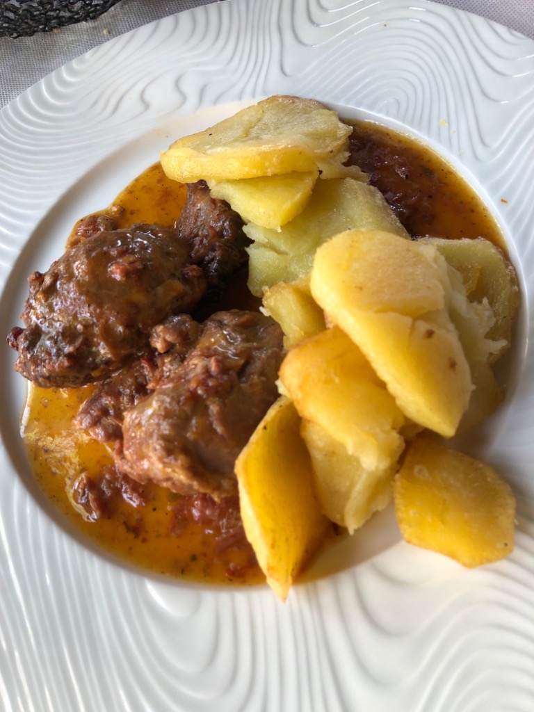 Menu of Restaurants in Santillana del Mar, Restaurante La Huerta del Indiano, Carrilleras